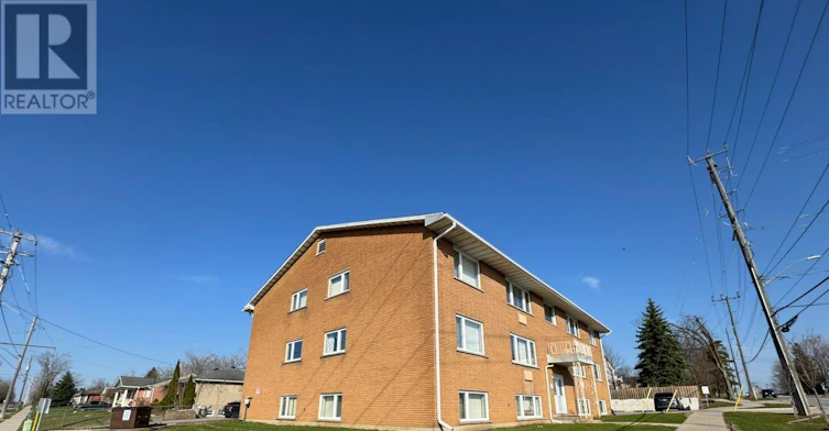 7-301 West Street N, Orillia, ON, L3V 5E1 - 8