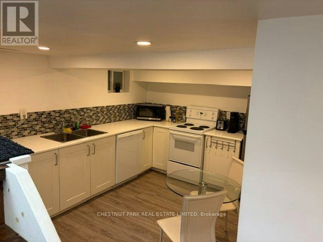 15 Denison Road E, Toronto, ON, M9N 1B6 - 3