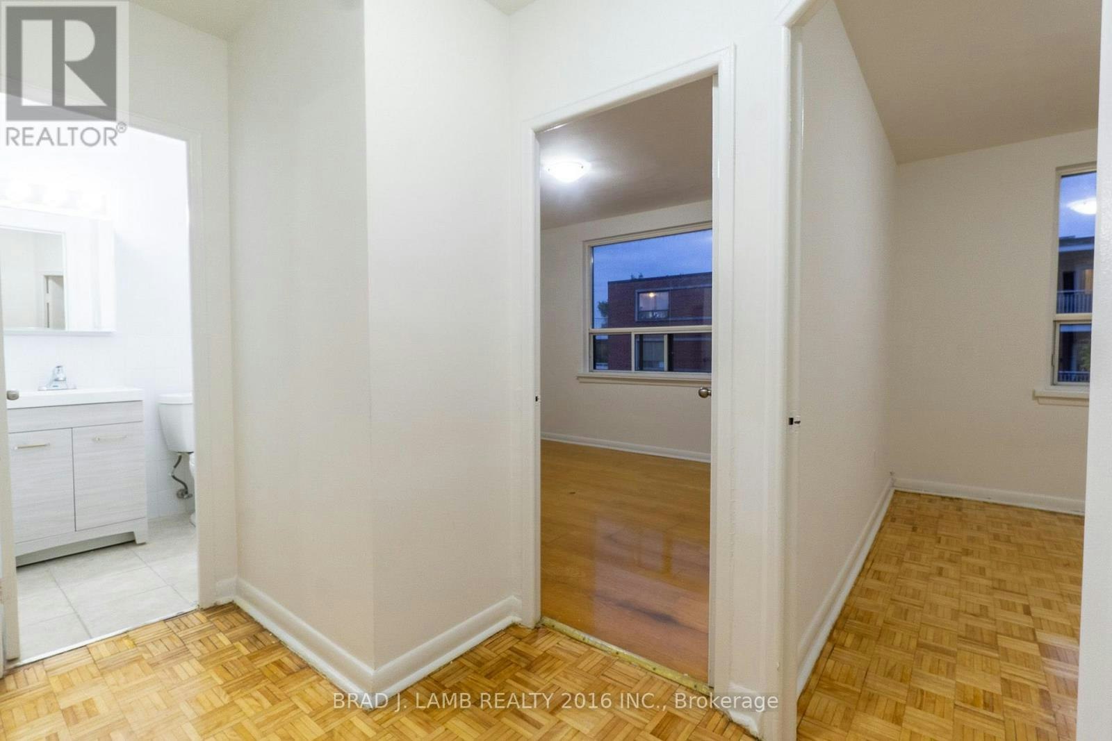 406-4 Hill Heights Road, Toronto, ON, M8Y 1Z1 - 6