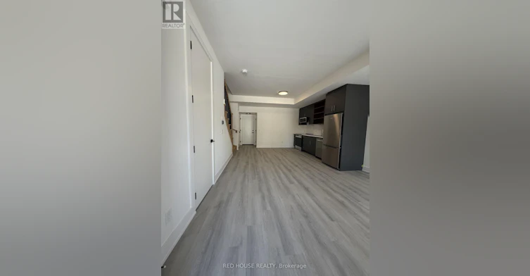 39 Everett Common, St. Catharines, ON, L2P 0H1 - 2