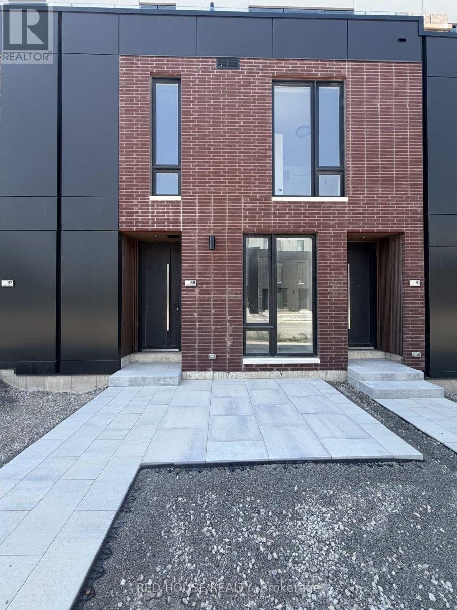 39 Everett Common, St. Catharines, ON, L2P 0H1
