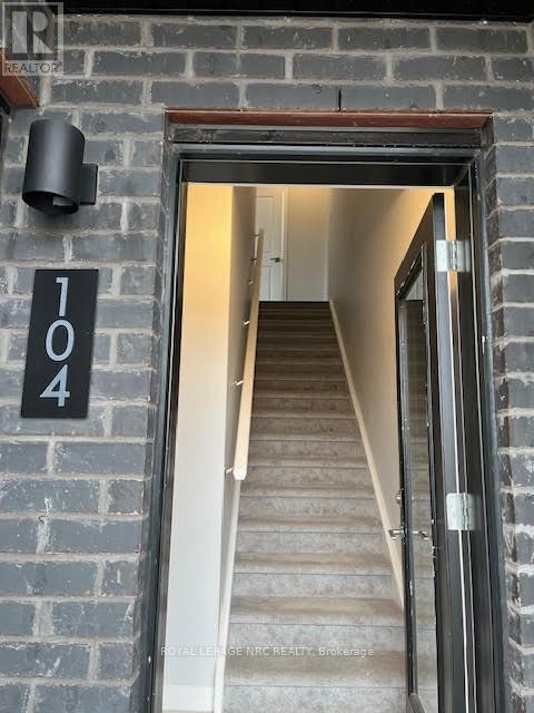 104-6705 Cropp Street, Niagara Falls, ON, L2E 0C1 - 2