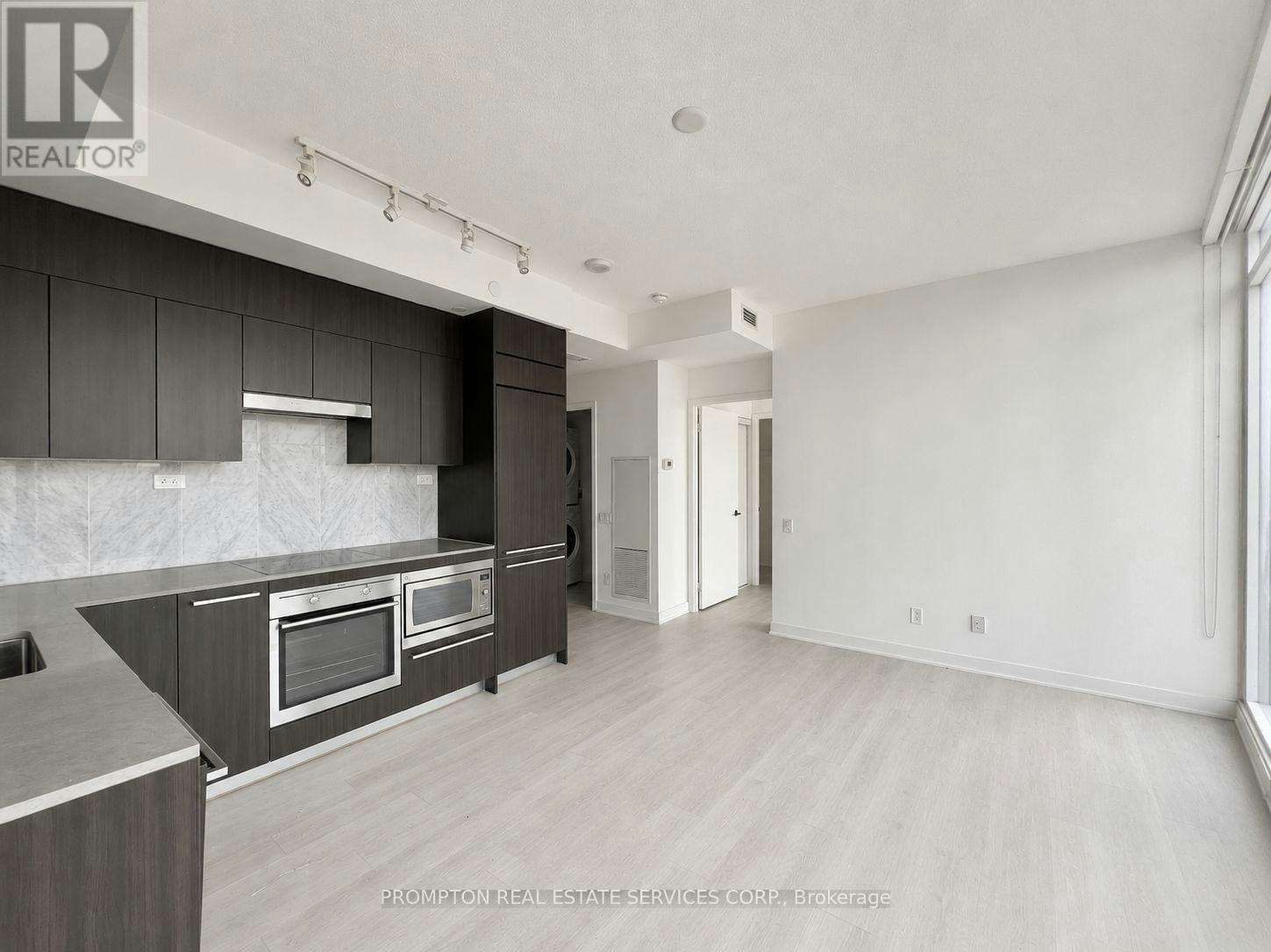 1105-80 Queens Wharf Road, Toronto, ON, M5V 0J3 - 3