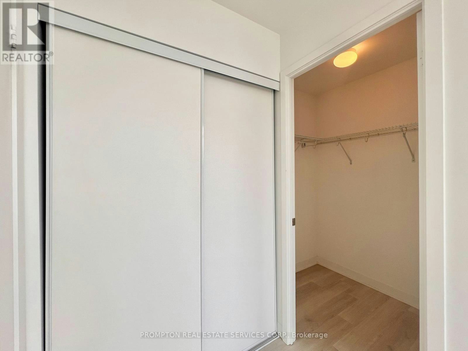 1105-80 Queens Wharf Road, Toronto, ON, M5V 0J3 - 10