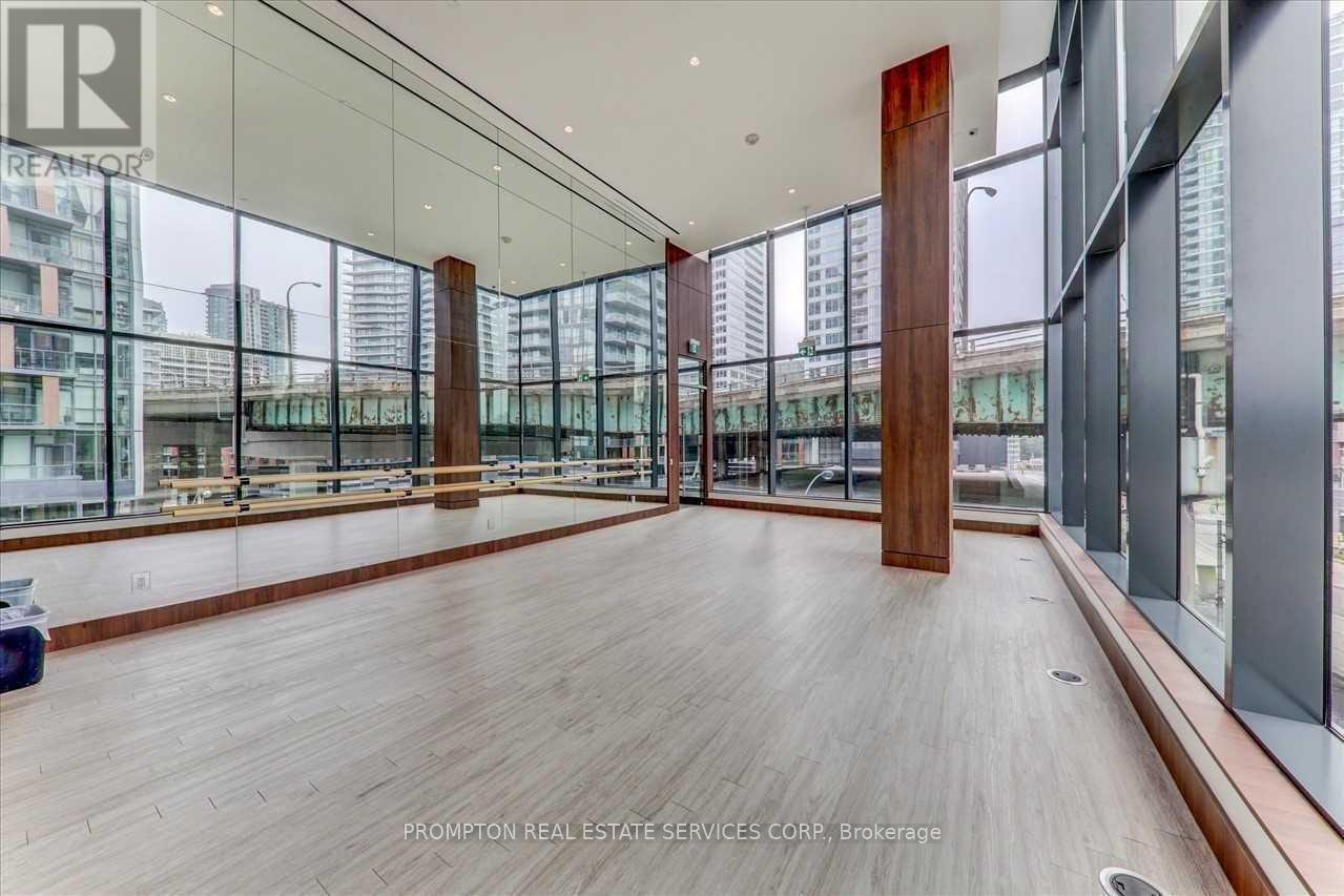 1105-80 Queens Wharf Road, Toronto, ON, M5V 0J3 - 21