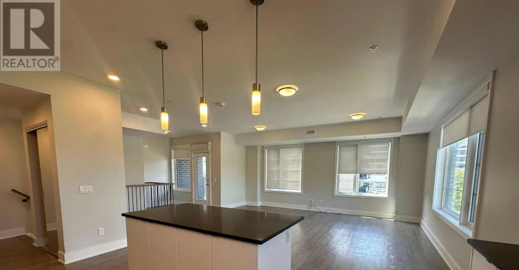 02-1265 Birchmount Road, Toronto, ON, M1P 0E9 - 2