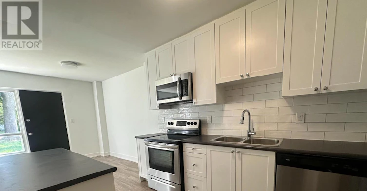 11-5 Cheviot Place, Toronto, ON, M9A 2E3 - 5