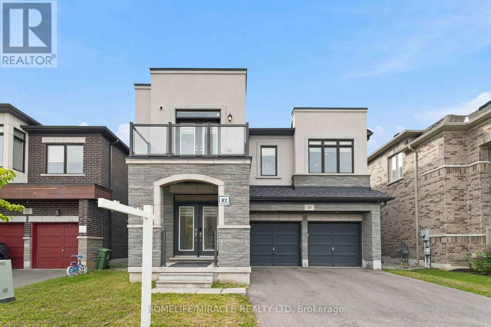 19 Kenesky Drive, Hamilton, ON, L8B 1Y2
