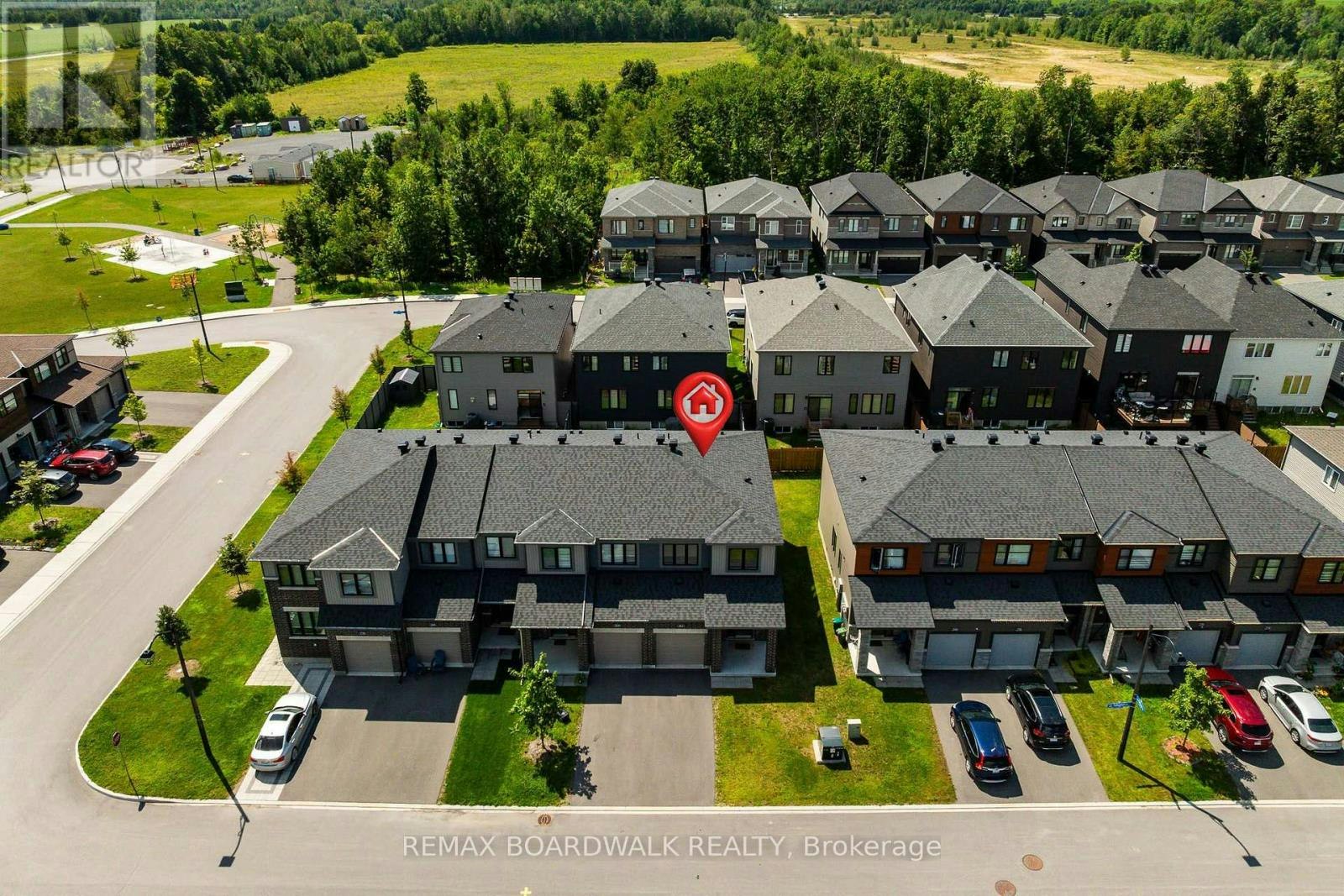 262 Tullaghan Heights, Manotick, ON, K2J 7C2