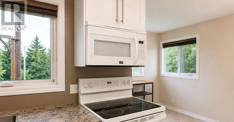 31 Gary Avenue, Ottawa, ON, K2G 3L2 - 6