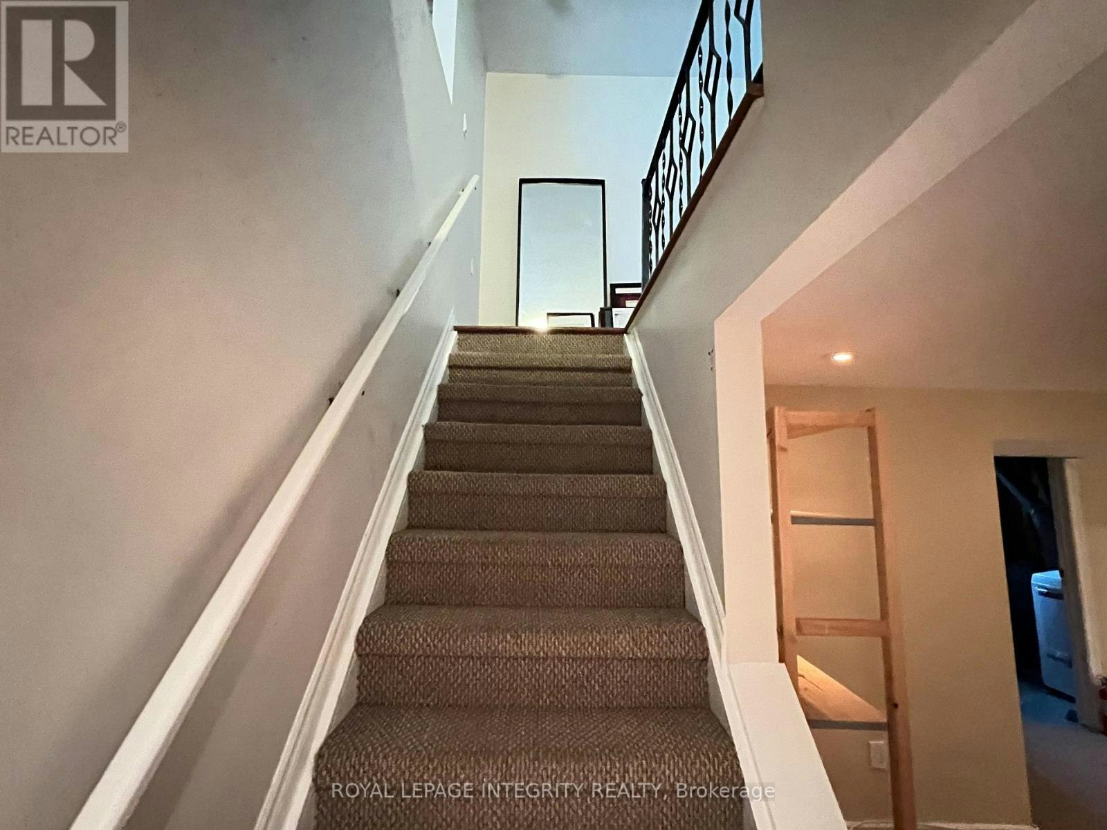 31 Gary Avenue, Ottawa, ON, K2G 3L2 - 16