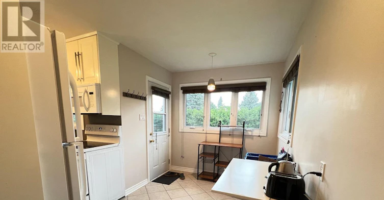 31 Gary Avenue, Ottawa, ON, K2G 3L2 - 9