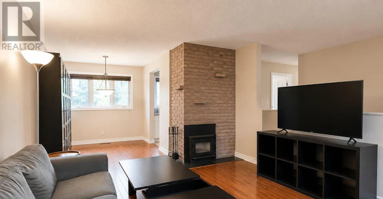 31 Gary Avenue, Ottawa, ON, K2G 3L2 - 4