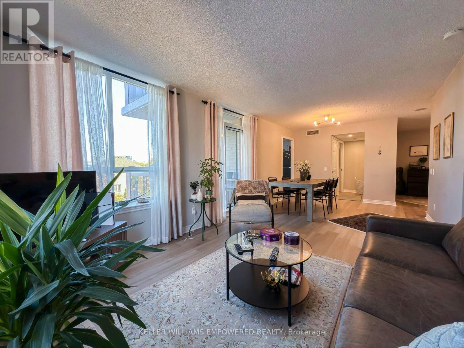 302-51 Times Avenue, Markham, ON, L3T 7X7