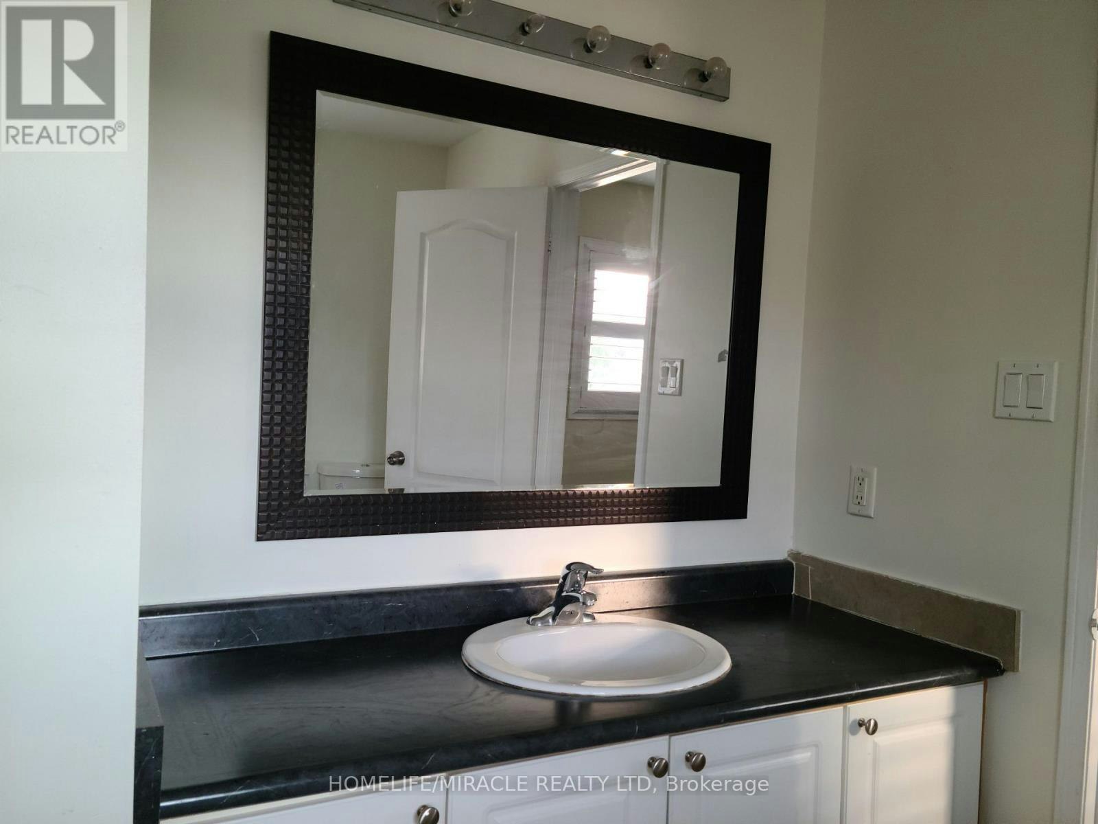 7 Thunderbird Trail, Brampton, ON, L6R 2T4 - 15