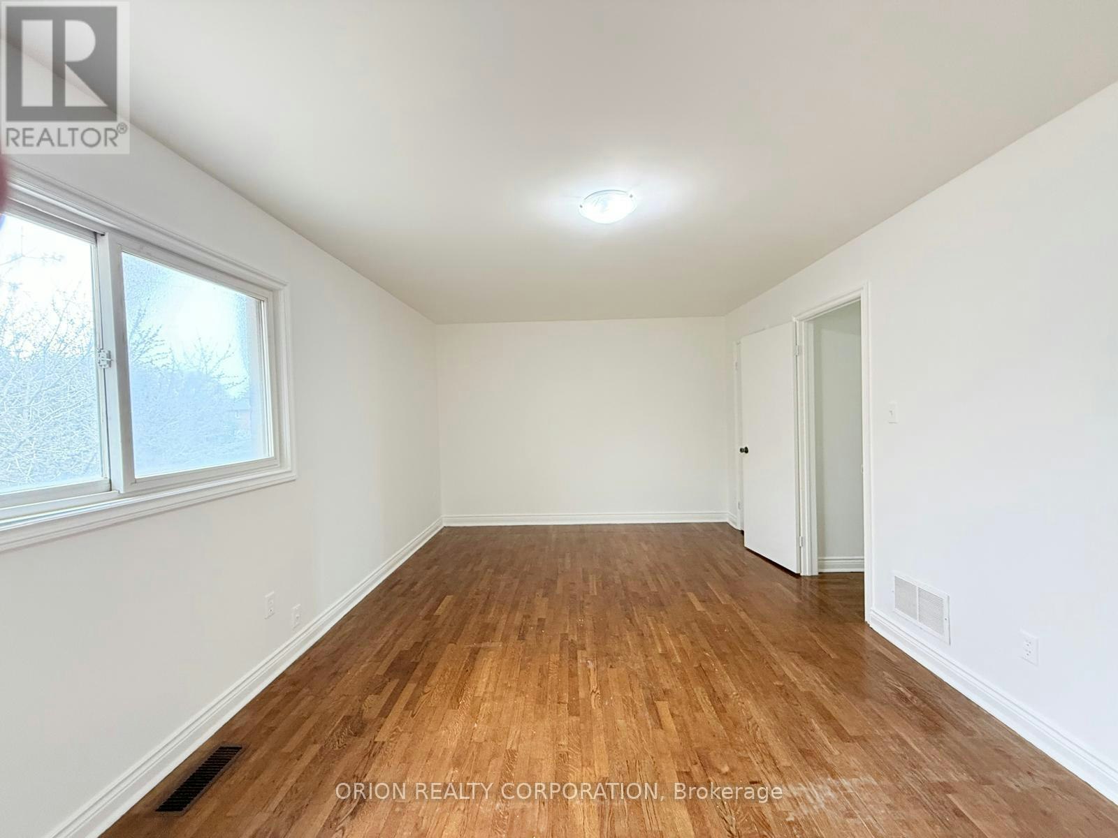 UPPER-274 Viewmount Avenue, Toronto, ON, M6B 1V2 - 33