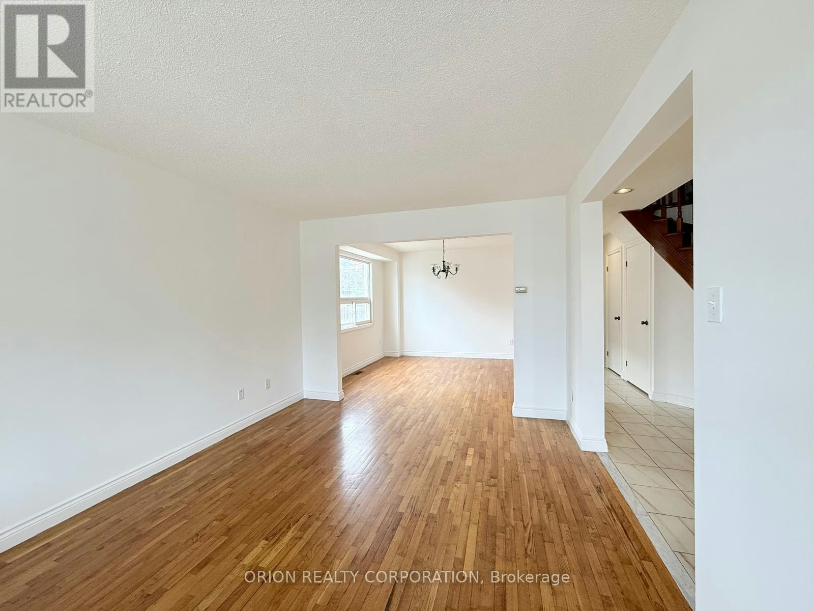 UPPER-274 Viewmount Avenue, Toronto, ON, M6B 1V2 - 9