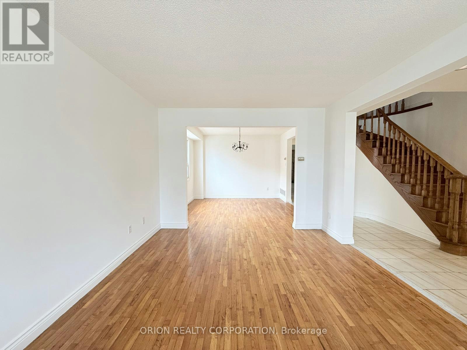 UPPER-274 Viewmount Avenue, Toronto, ON, M6B 1V2 - 10