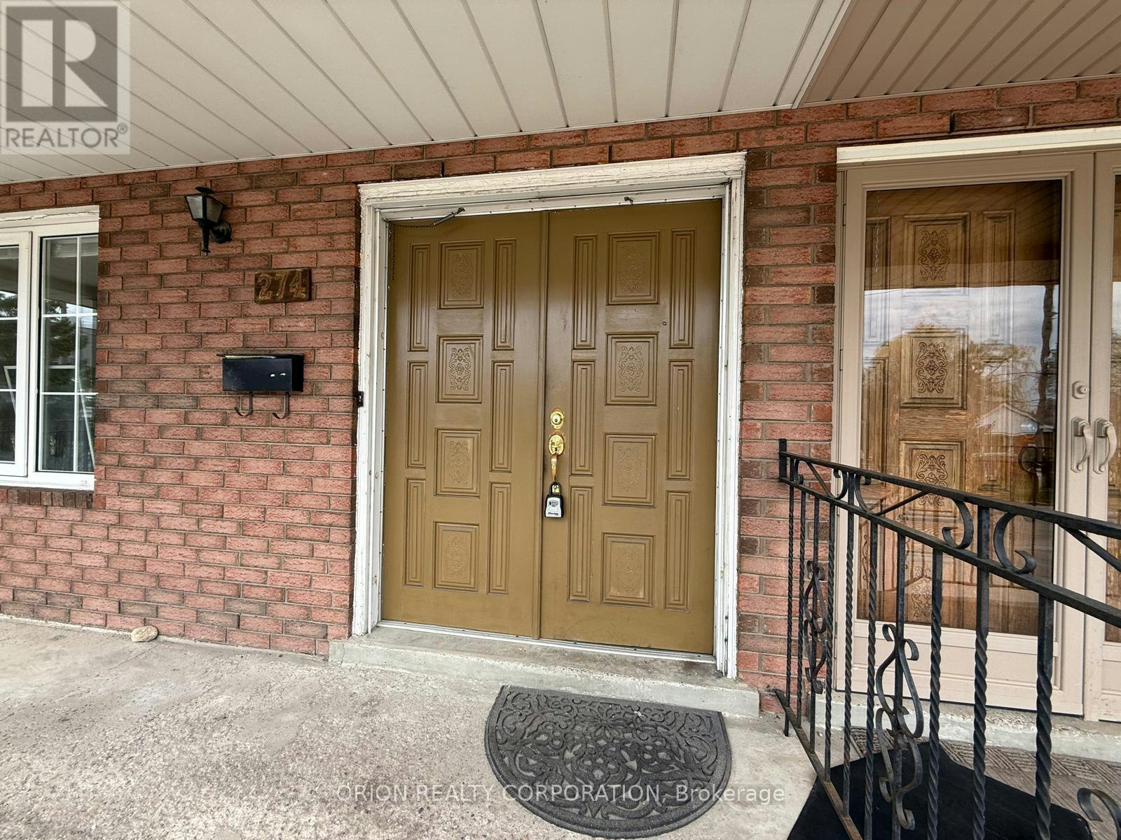 UPPER-274 Viewmount Avenue, Toronto, ON, M6B 1V2 - 2