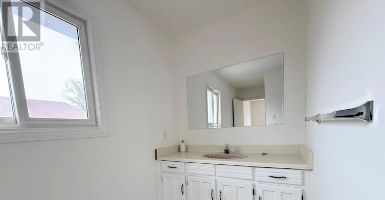 UPPER-274 Viewmount Avenue, Toronto, ON, M6B 1V2 - 23