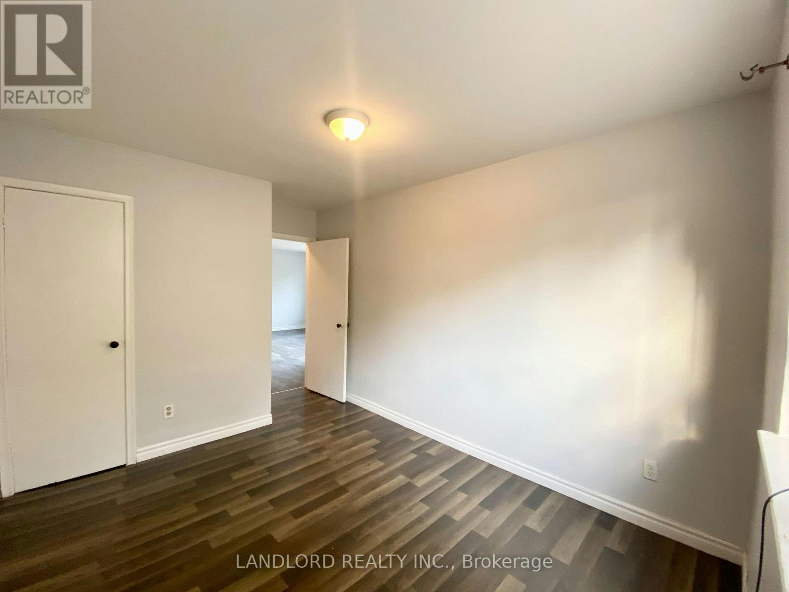 4-127 Scarlett Road, Toronto, ON, M6N 4K6 - 14