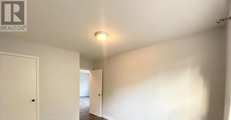 4-127 Scarlett Road, Toronto, ON, M6N 4K6 - 14
