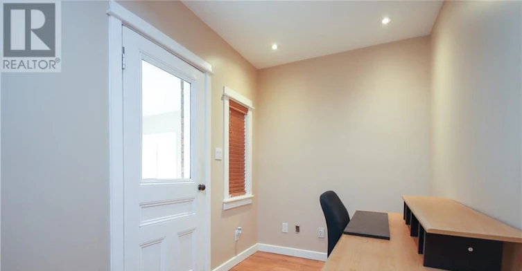 2-736 Cooper Street W, Ottawa, ON, K1R 5J6 - 17