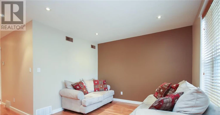 2-736 Cooper Street W, Ottawa, ON, K1R 5J6 - 13