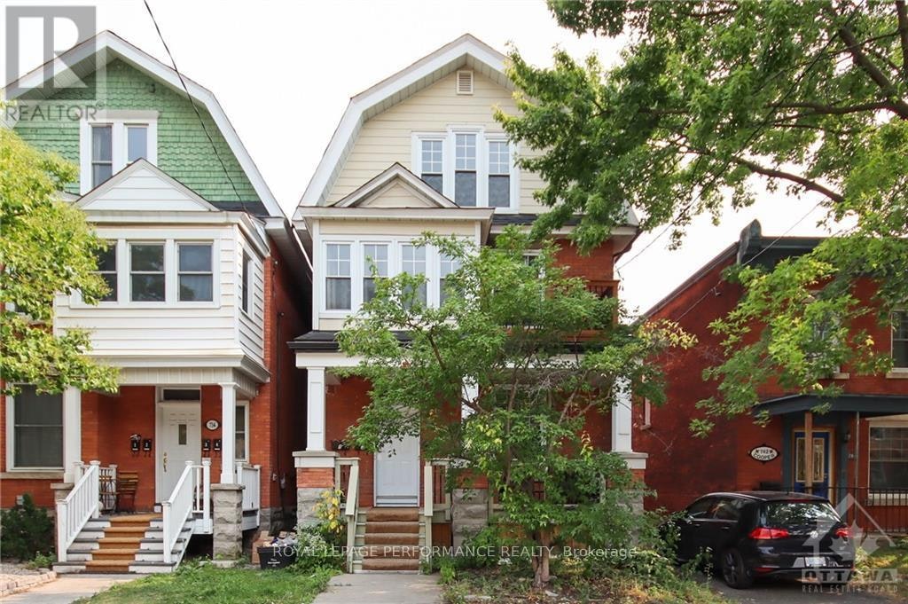 2-736 Cooper Street W, Ottawa, ON, K1R 5J6