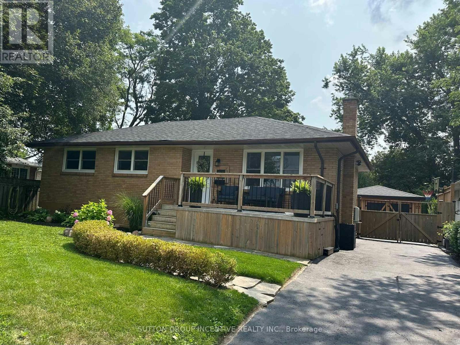 23 Northpark Road, Barrie, ON, L4M 2J5