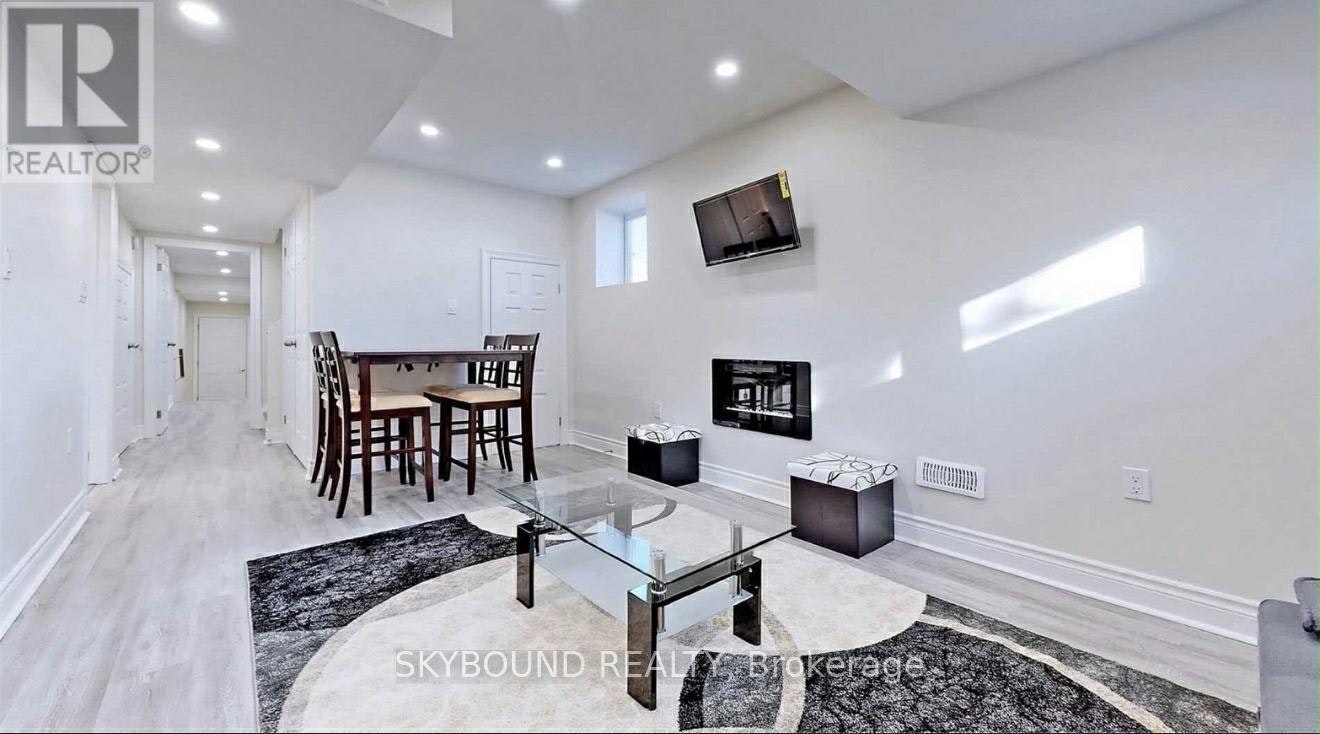BSMT-3461 Park Heights Way, Mississauga, ON, L5M 0V5 - 2