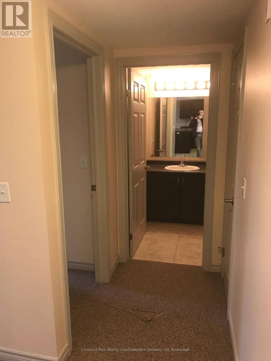413-67 Kingsbury Square, Guelph, ON, N1L 0L3 - 10