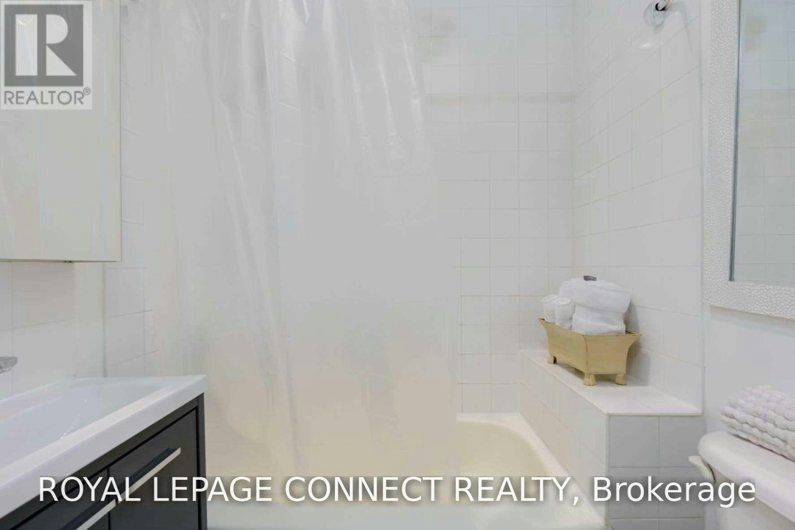 1-307 Pacific Avenue, Toronto, ON, M6P 2P8 - 10
