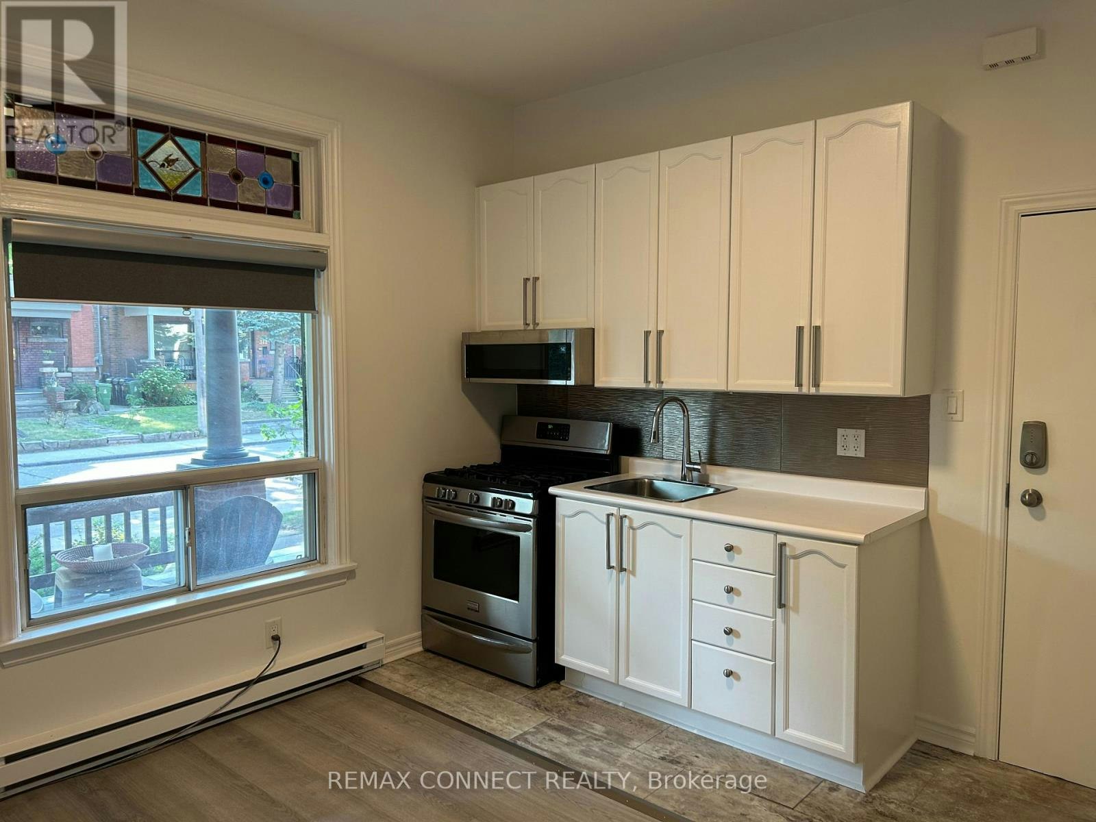 1-307 Pacific Avenue, Toronto, ON, M6P 2P8 - 5