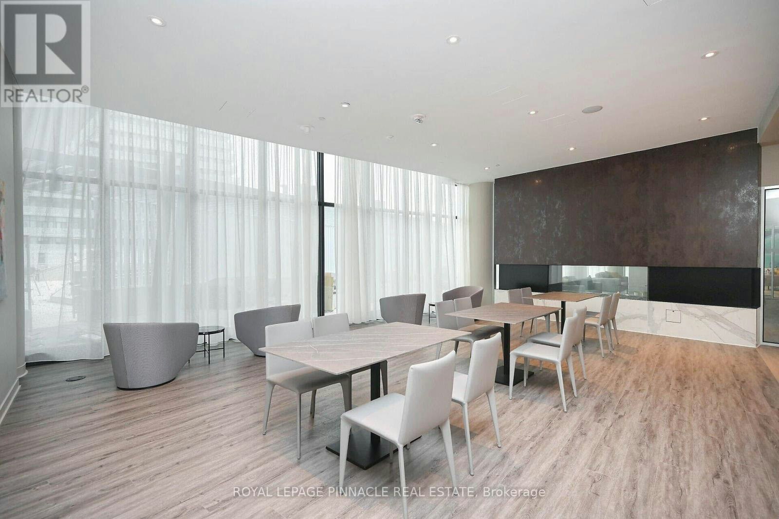 2802-3900 Confederation Parkway, Mississauga, ON, L5B 0K7 - 22