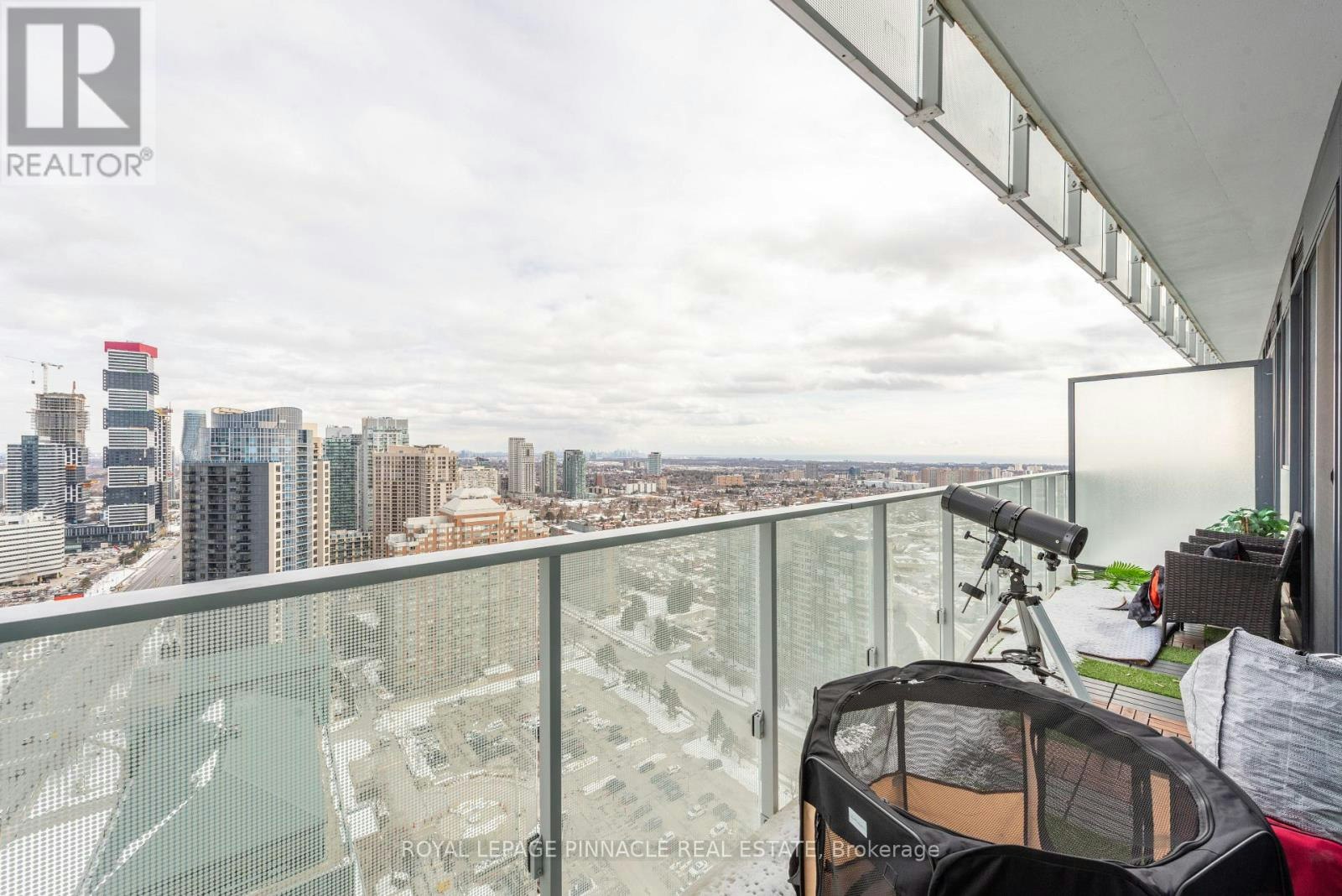 2802-3900 Confederation Parkway, Mississauga, ON, L5B 0K7 - 11