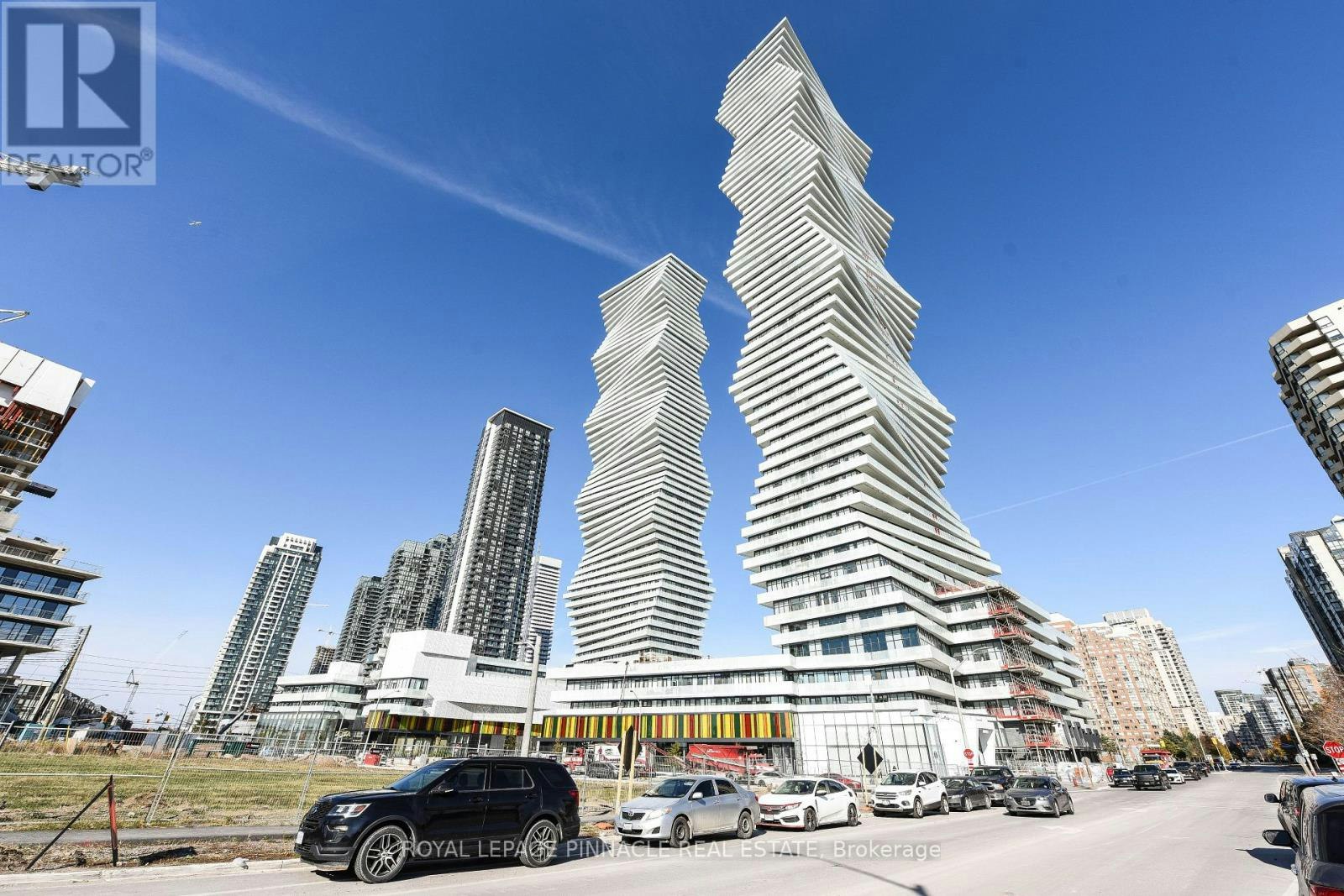 2802-3900 Confederation Parkway, Mississauga, ON, L5B 0K7 - 2