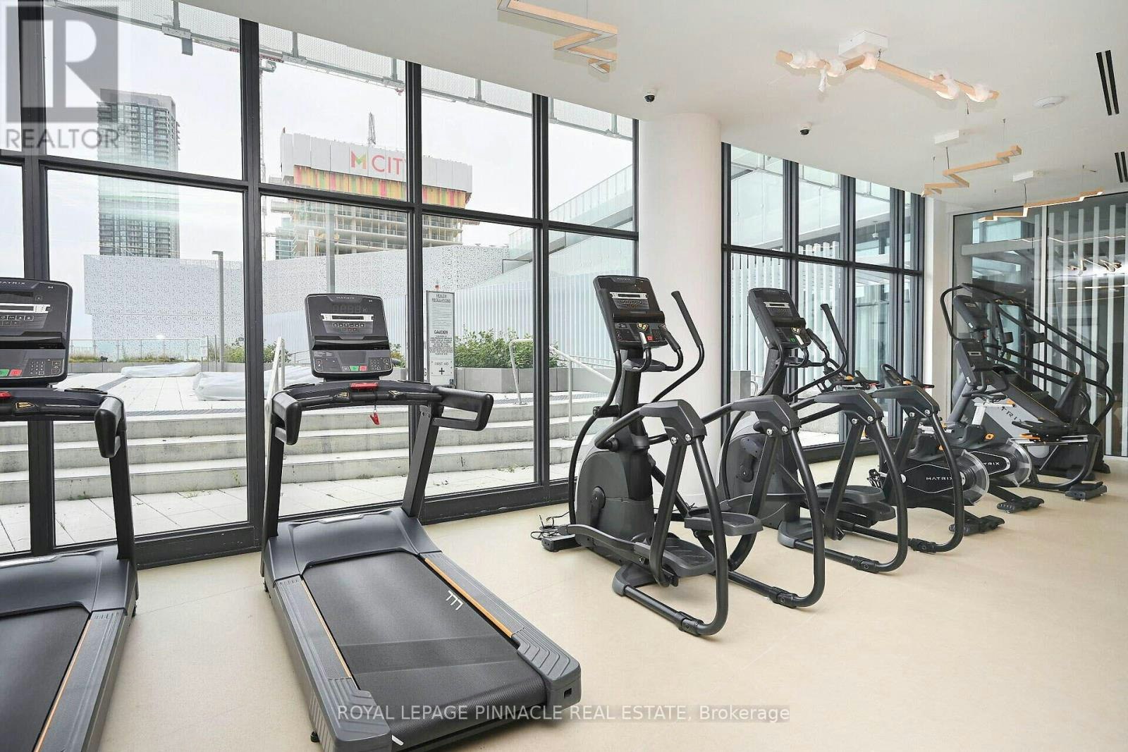 2802-3900 Confederation Parkway, Mississauga, ON, L5B 0K7 - 26