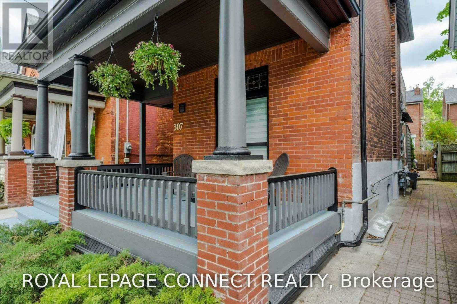 LOWER-307 Pacific Avenue, Toronto, ON, M6P 2P8 - 2