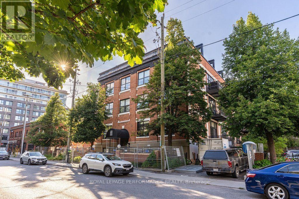 PH4 & PH6-255 Argyle Avenue, Ottawa, ON, K2P 2N7