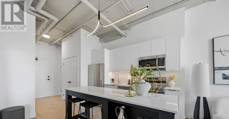 203-685 Richmond Street, London, ON, N6A 5M1 - 2
