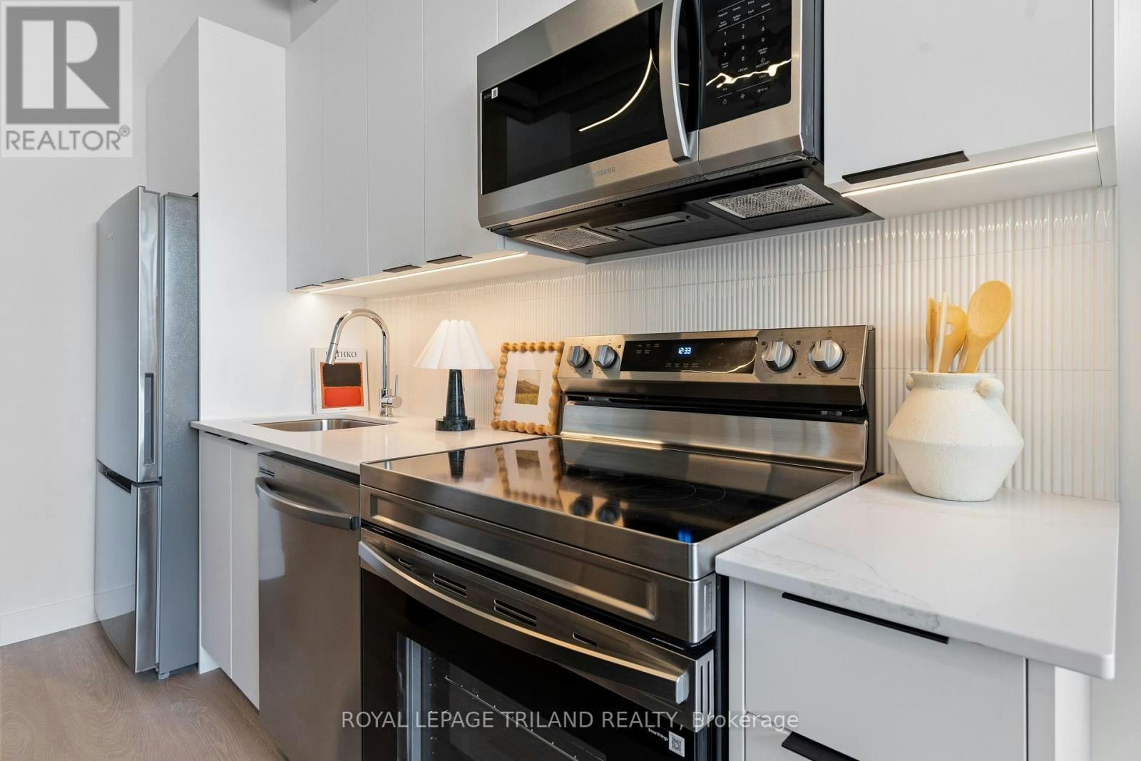 203-685 Richmond Street, London, ON, N6A 5M1 - 6