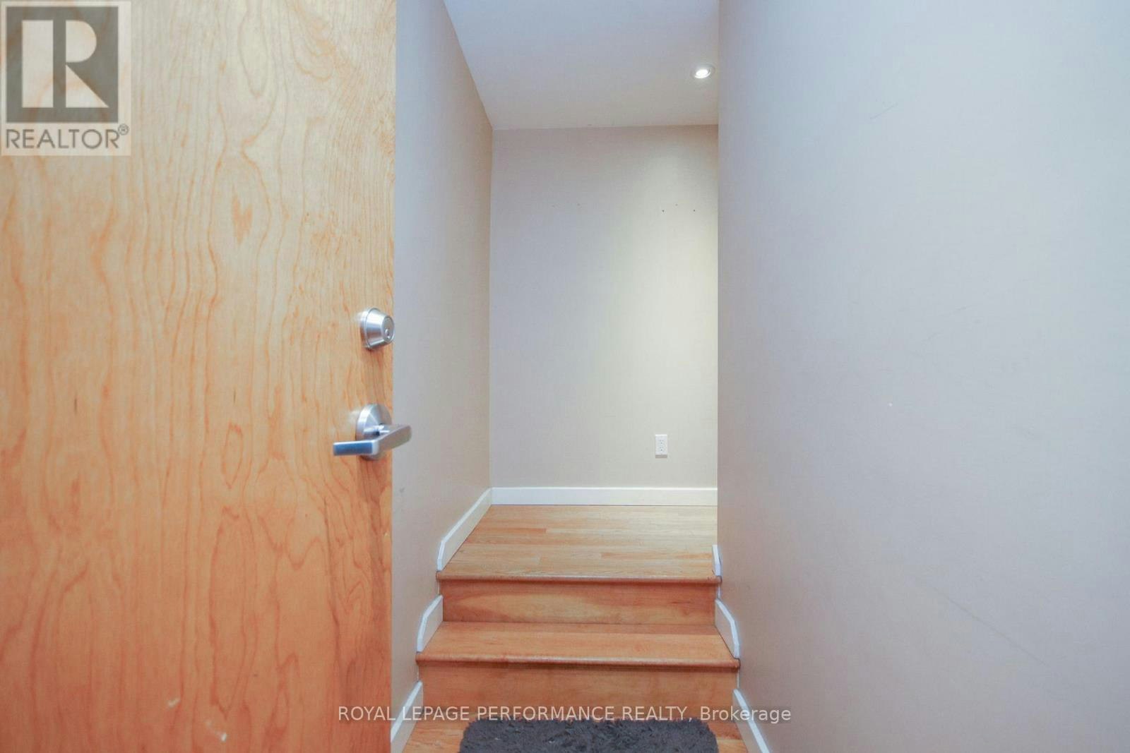 3-736 Cooper Street E, Ottawa, ON, K1R 5J6 - 3