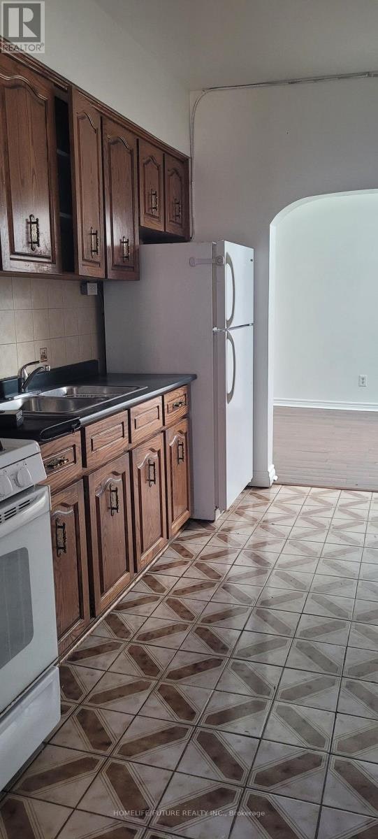 2ND FLOOR-697 College Street, Toronto, ON, M6G 1B9 - 7