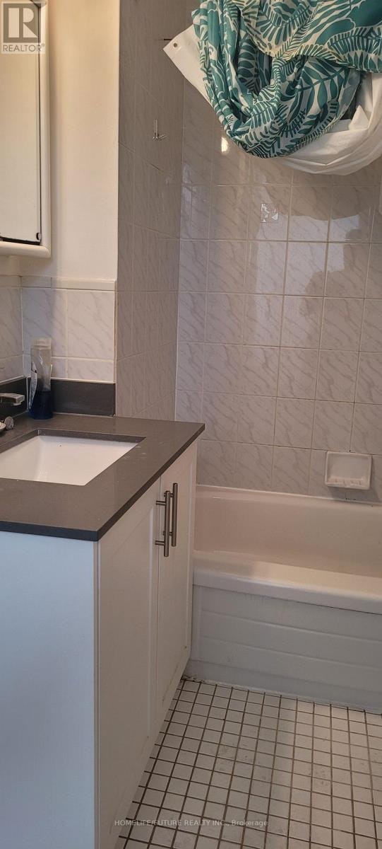 2ND FLOOR-697 College Street, Toronto, ON, M6G 1B9 - 4