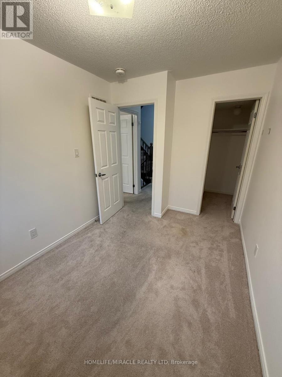 70 Harwood Avenue N, Ajax, ON, L1T 0P4 - 17