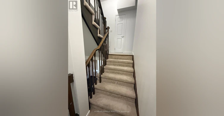 70 Harwood Avenue N, Ajax, ON, L1T 0P4 - 14