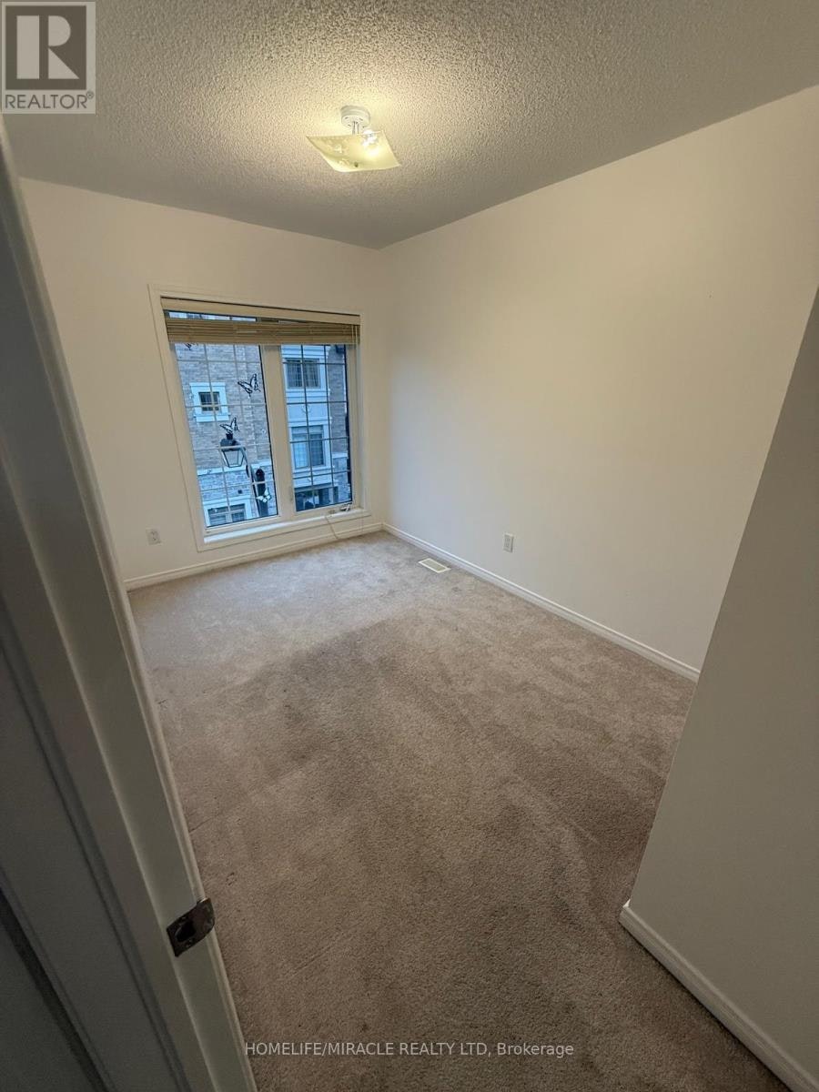 70 Harwood Avenue N, Ajax, ON, L1T 0P4 - 18