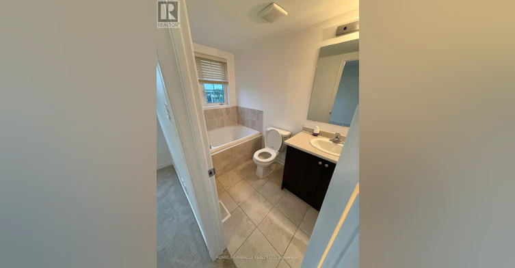 70 Harwood Avenue N, Ajax, ON, L1T 0P4 - 25