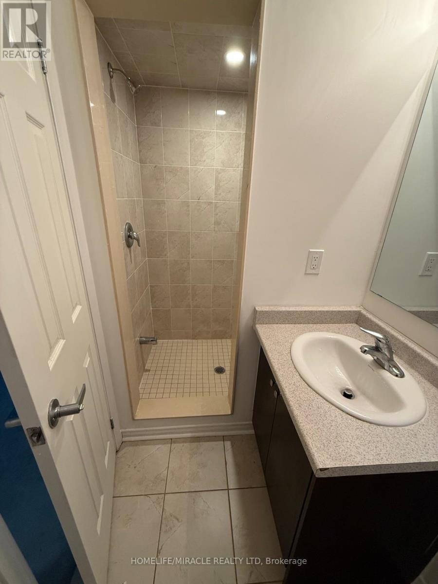 70 Harwood Avenue N, Ajax, ON, L1T 0P4 - 22